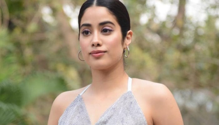 Janhvi Kapoor touches on how she escaped a ‘harrowing paparazzi encounter’